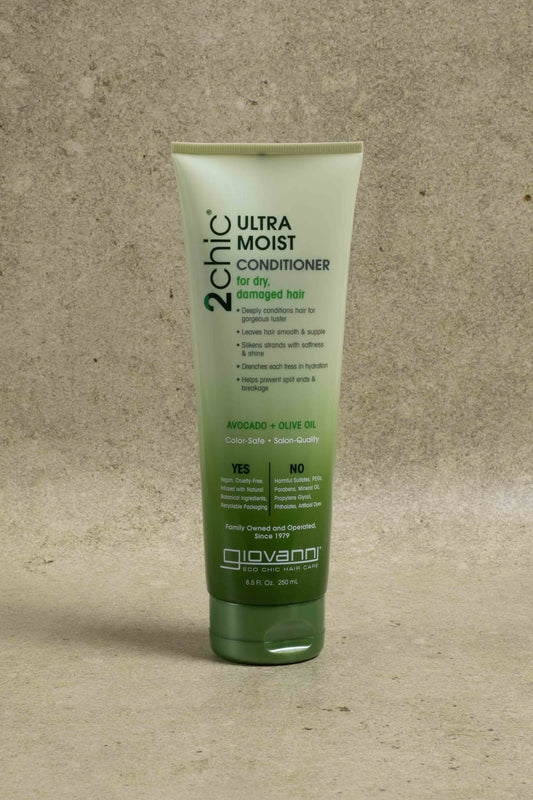 2CHIC Ultra-Moist Conditioner